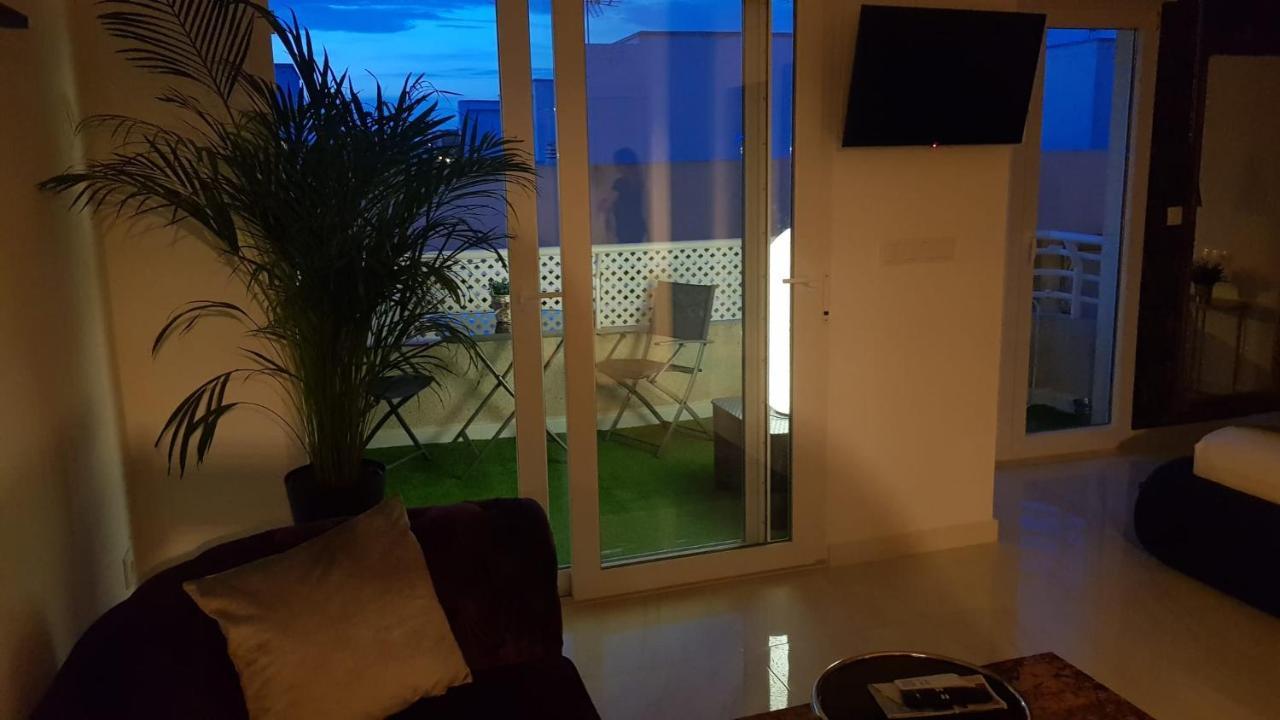 Apartamento Pepi Puerto (Adults Only) Santa Pola Bagian luar foto